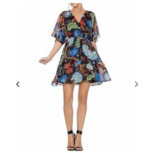 Alice + Olivia Cay Alder Floral Batwing Dolman Sleeves Mini Dress Size 4